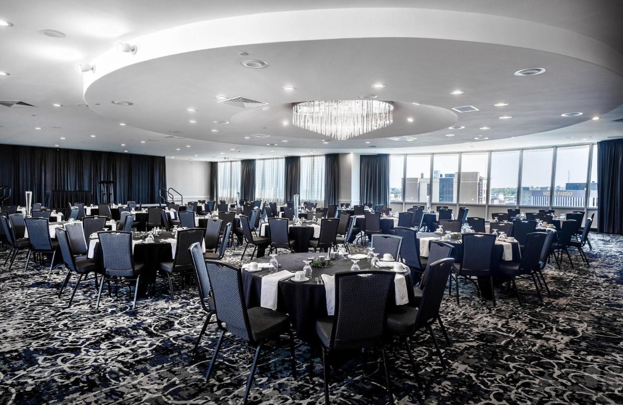 Holiday Inn Sioux Falls-City Center By Ihg Экстерьер фото